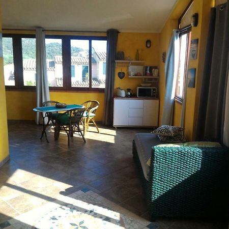 Apartmán Casa Di Rosa Chia Exteriér fotografie