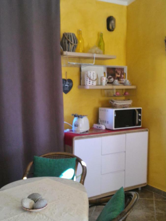 Apartmán Casa Di Rosa Chia Exteriér fotografie