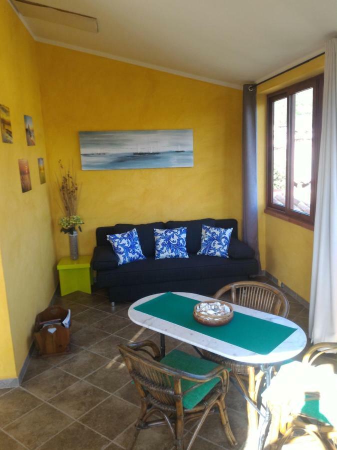 Apartmán Casa Di Rosa Chia Exteriér fotografie