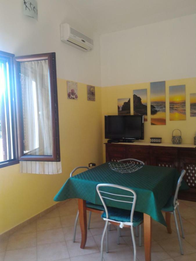 Apartmán Casa Di Rosa Chia Exteriér fotografie